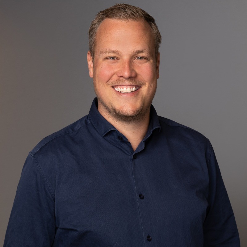 Niek Hollak